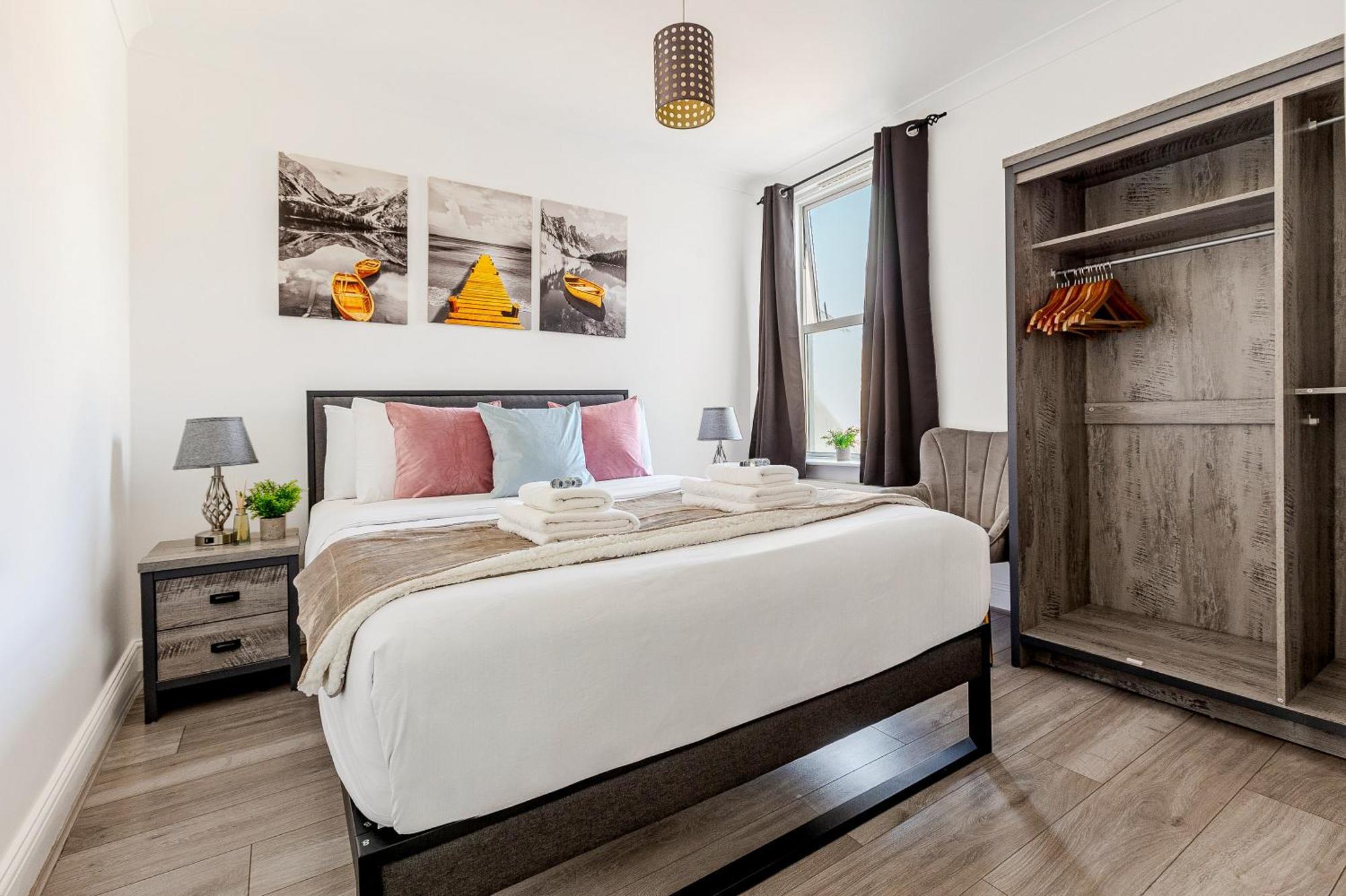 Bright 2Br Flat, Forest Gate, East ลอนดอน ภายนอก รูปภาพ