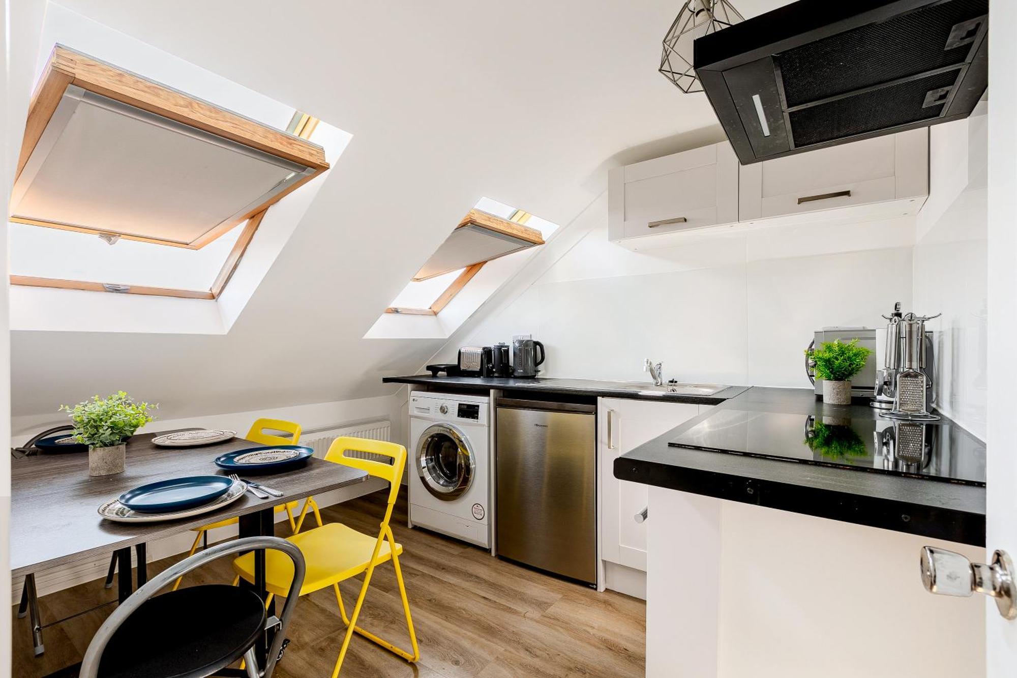 Bright 2Br Flat, Forest Gate, East ลอนดอน ภายนอก รูปภาพ